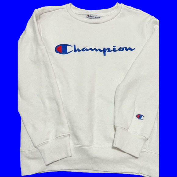 𝅺CHAMPION Youth Boy’s Size Small Crewneck Sweatshirt, VGUC - Picture 1 of 4